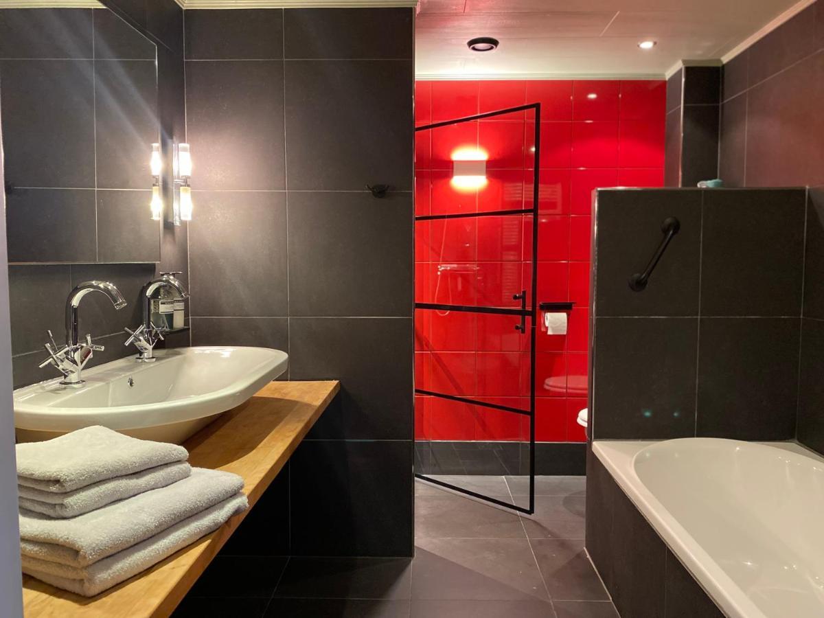 Deluxe Double Room with Bath,1065372865:JPEG